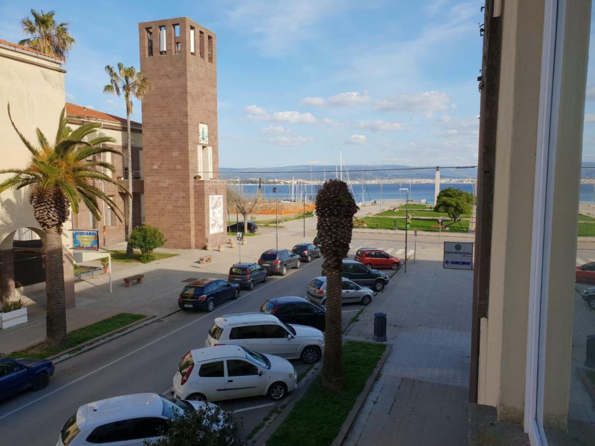 Appartamento Roberto House Fertilia Bagian luar foto