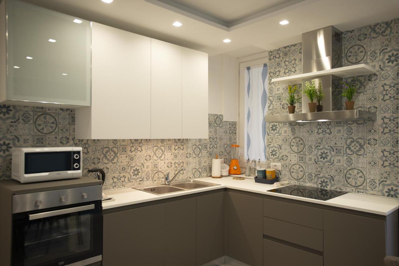Appartamento Roberto House Fertilia Bagian luar foto