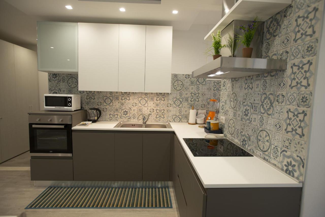 Appartamento Roberto House Fertilia Bagian luar foto